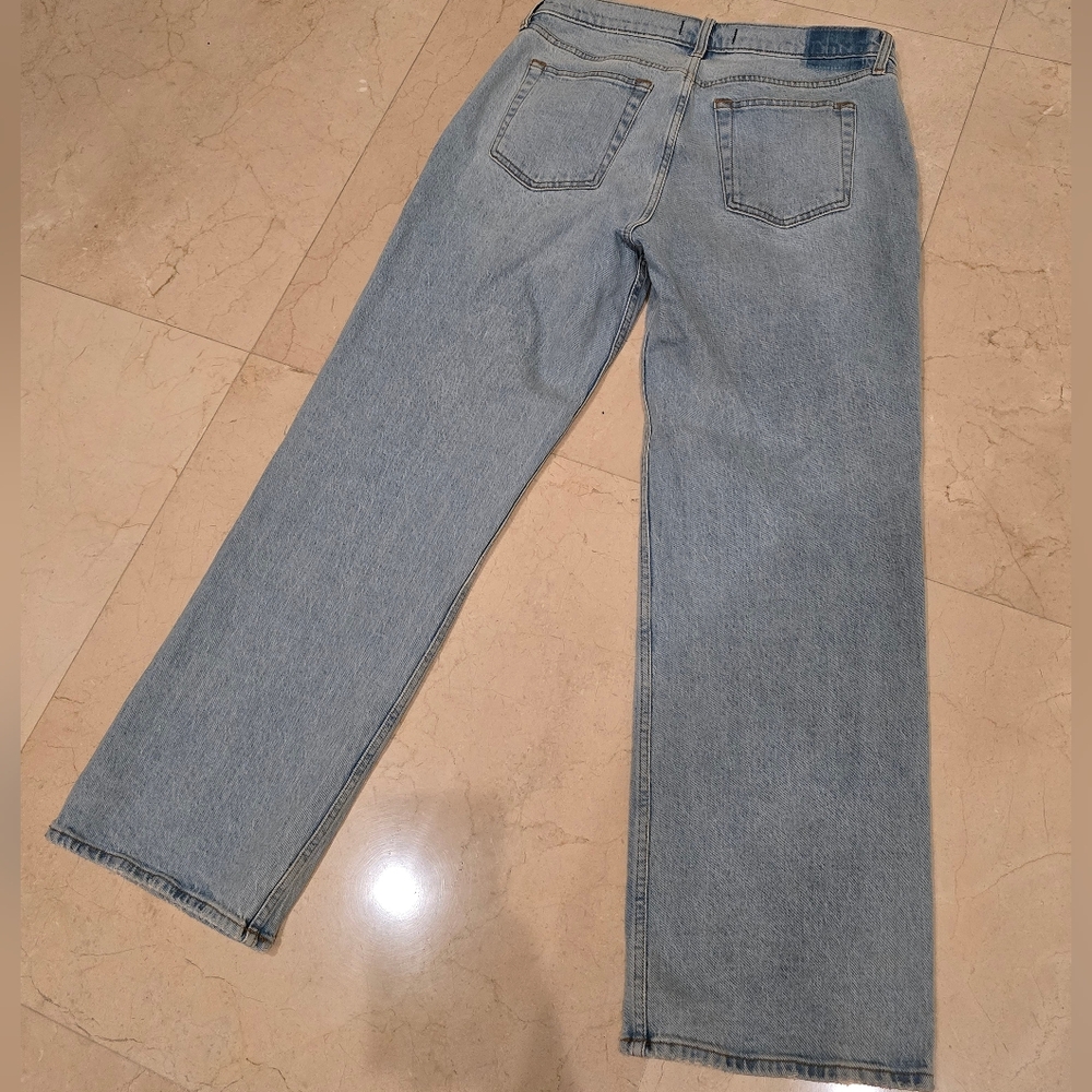 Abercrombie & Fitch Women's Baggy Jeans in Light Blue